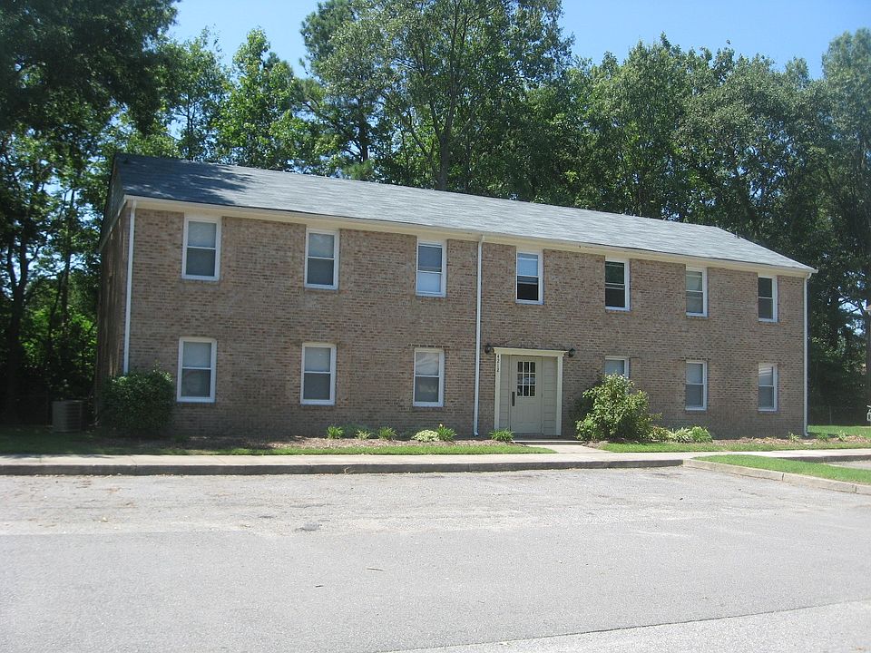 1st image of 4112 Queenswood Dr APT C