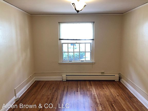 4th image of 900 N Sherman St APT C21
