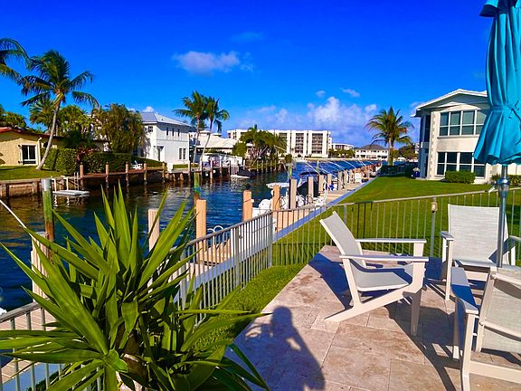 4th image of 701 NE Harbour Terrace #2140