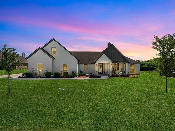 2nd image of 250 Odell Rd