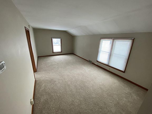 3rd image of 703 1/2 Ellwood Ave #2