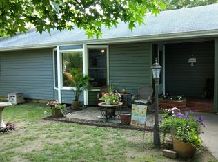 1104 3rd St, Monett, MO 65708