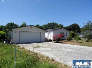 141 Serpentine Ave, Sequim, WA 98382