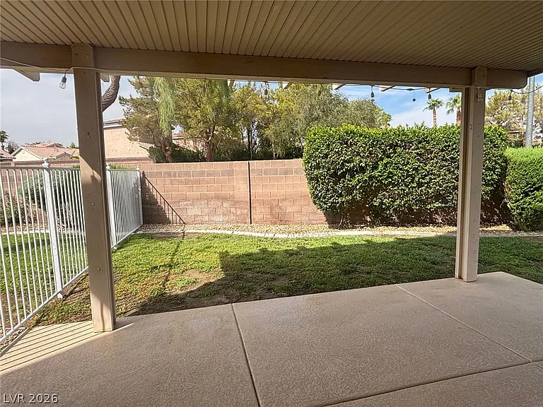 8585 Ebony Hills Way — Photo 45