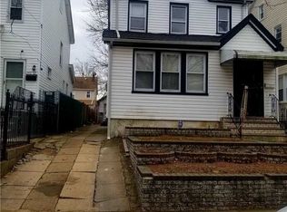 24350 Mayda Rd, Rosedale, NY 11422