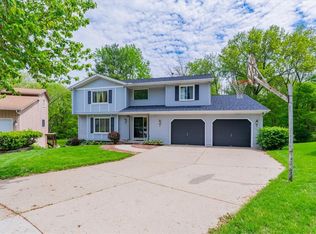 4404 Havenwood Dr, Decatur, IL 62526