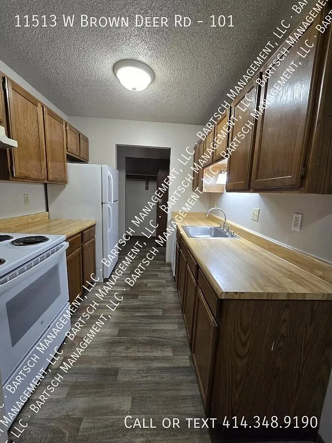 2 bed, $1,100 — Photo 2