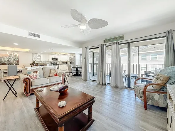 19725 Gulf Blvd APT 46, Indian Shores, FL 33785