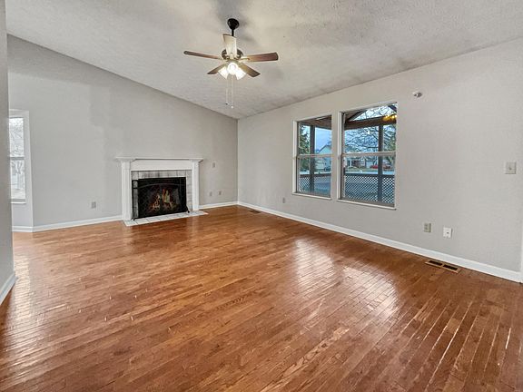 3rd image of 8366 Morningdew Dr