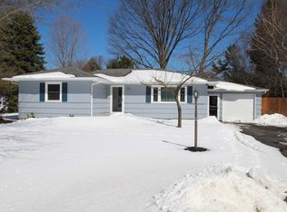 524 Marquart Dr, Webster, NY 14580