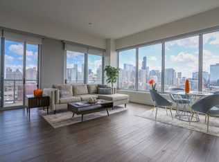 Mondial River West, Chicago, IL 60642