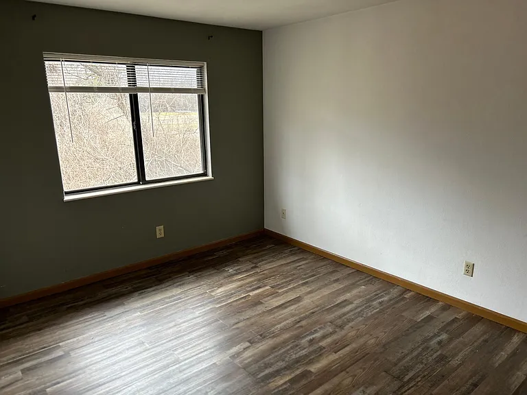 537 Vicksburg Dr #I — Photo 20