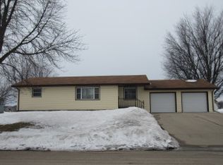 209 Washington Rd, Volga, SD 57071