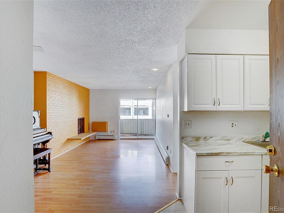 1st image of 4110 Hale Pkwy APT 4C