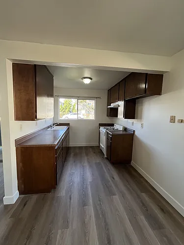 5330 Driftwood St #5 Photo 1