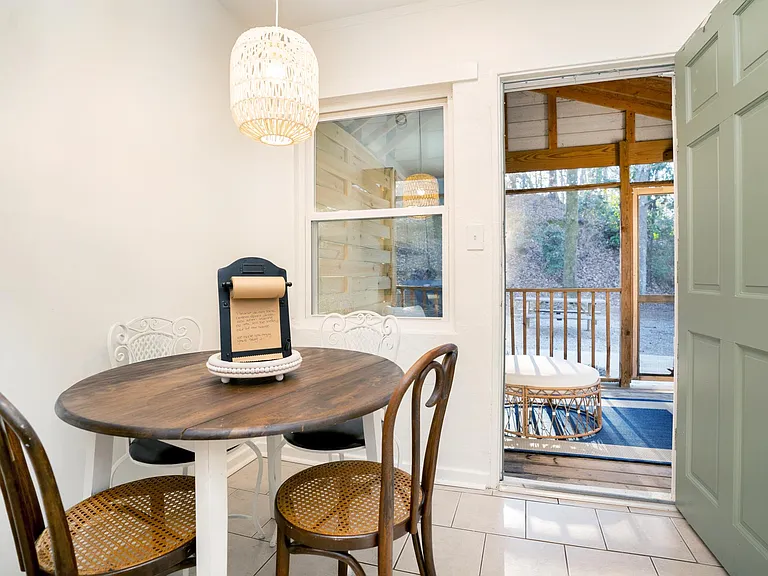 Dining Area to Screened In Back Porch