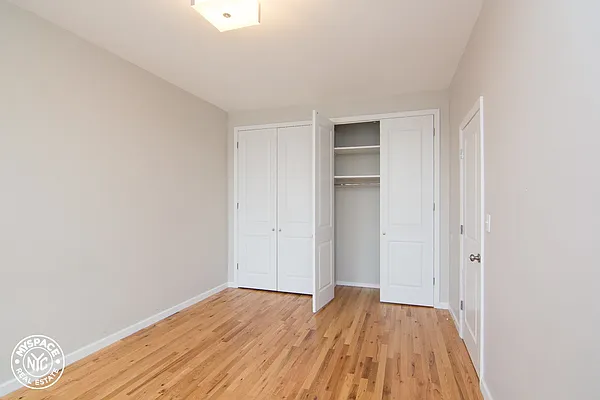 Rented by MySpaceNYC | media 29