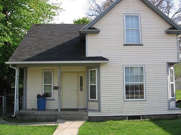 All New Vinyl Windows and Newer Roof