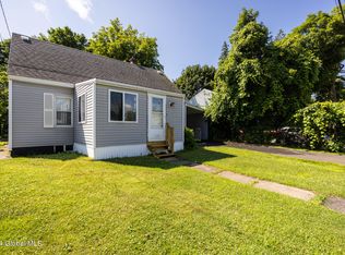 44 Fox Ave, Schenectady, NY 12304