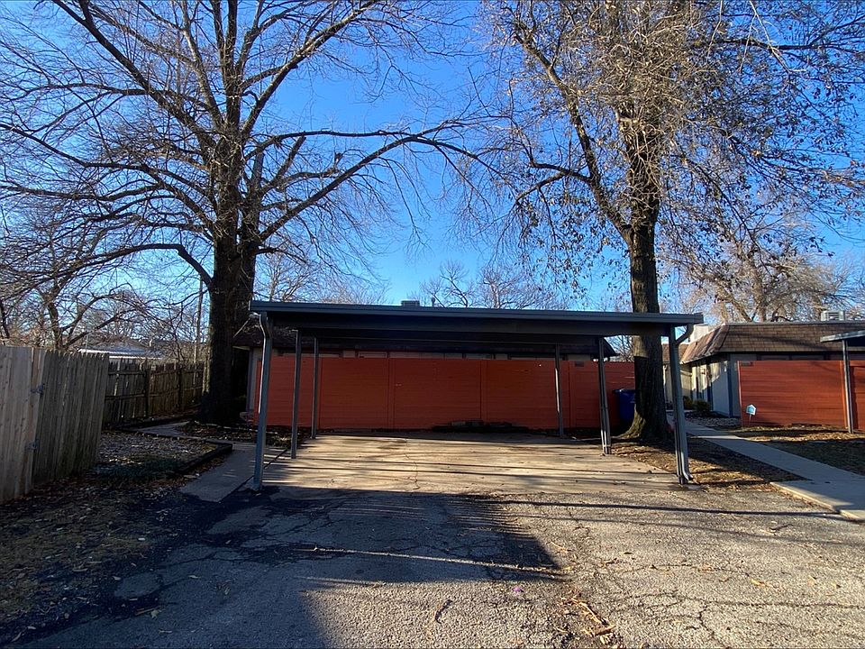 2nd image of 5301 E 32nd Pl #A