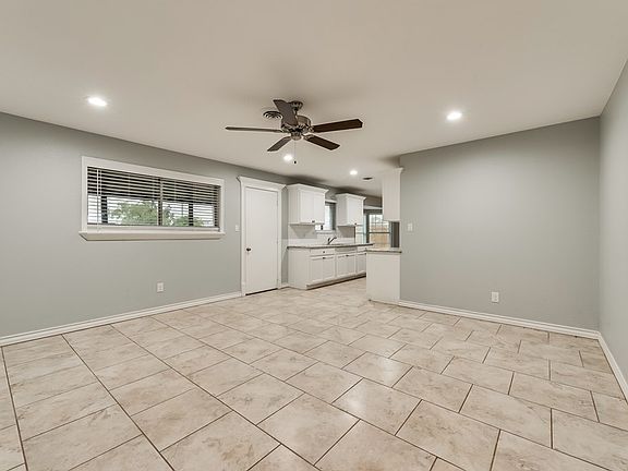 4th image of 3317 Stewart Ave