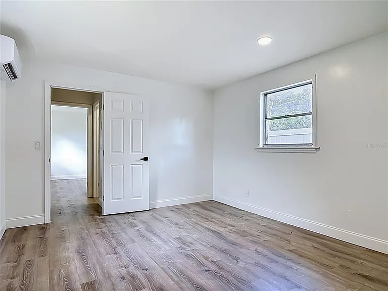 234 N Adams St — Photo 13
