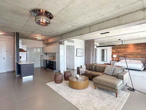 3rd image of 404 Avenue Constitucion Atlantis #904