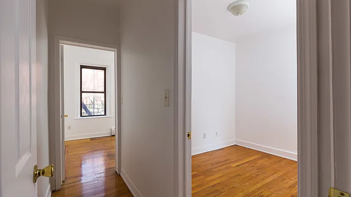 Rented by Nooklyn NYC LLC | media 13