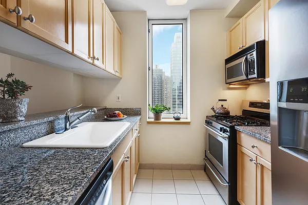 Rented by Douglas Elliman | media 6