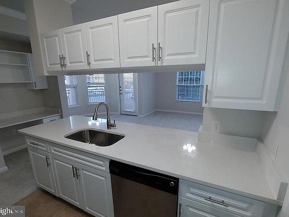 3rd image of 12949 Centre Park Cir APT 207