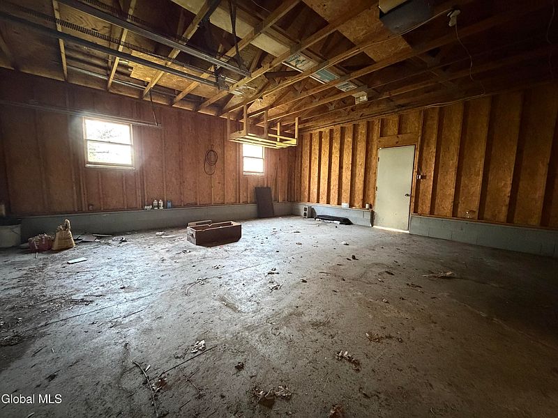 5th image of 78 Mountainview Drive