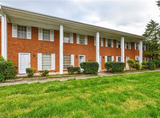 1301 W Meadowview Rd APT D, Greensboro, NC 27403