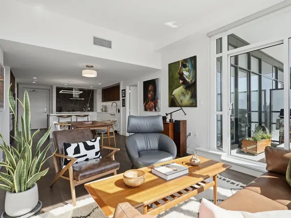 1526 Finlay St #416, White Rock, BC V4B 4L9