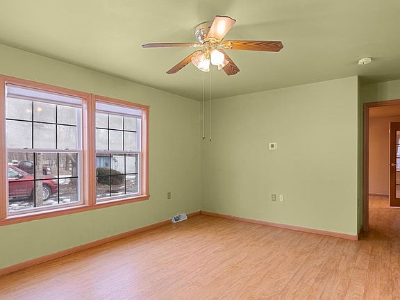 4th image of 2451 Guard Rd