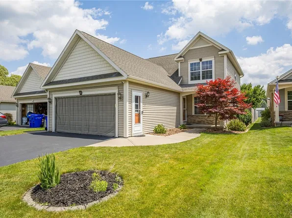 20 Silver Maple Dr, Spencerport, NY 14559