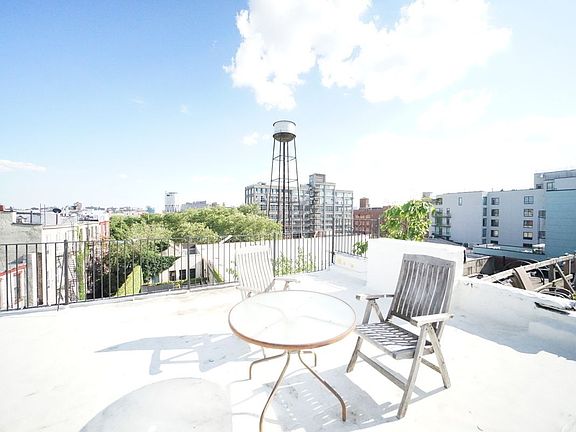 5th image of 74 Greenpoint Ave APT A5