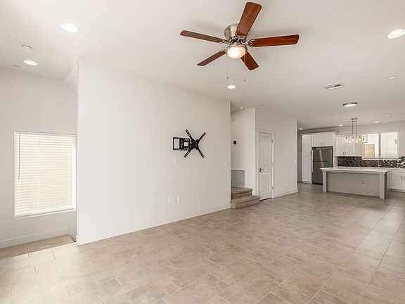 5th image of 3214 N 70th St #1004