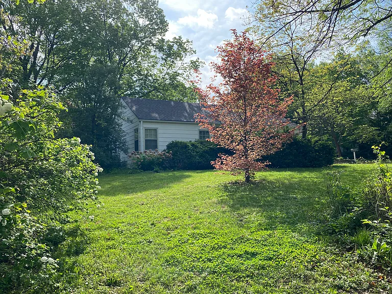 5801 Goodman St — Photo 3