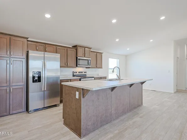 30382 N 217th Avenue, Wittmann, AZ 85361