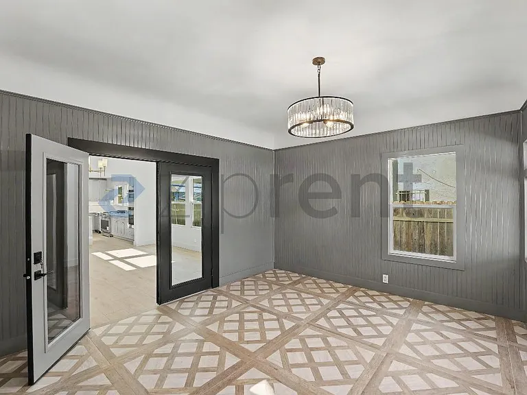 1676 W 24th St — Photo 11