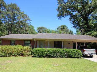 29 Sunset Rd, Laurel, MS 39440
