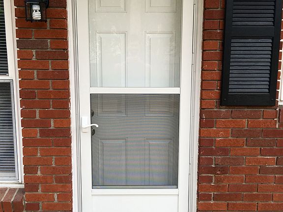 B Back Door
