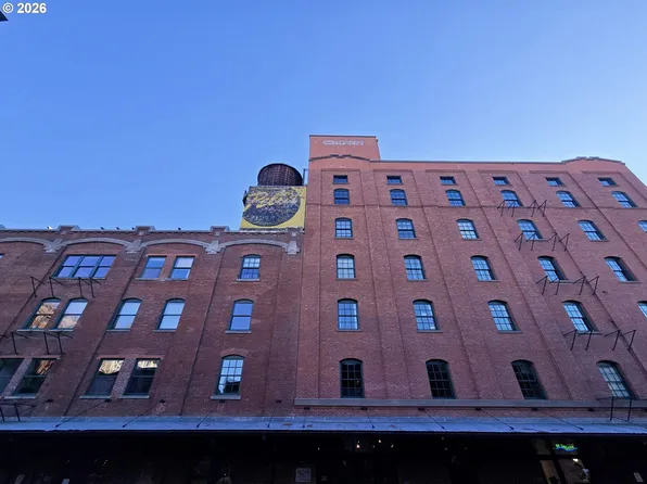 416 NW 13th Ave APT 211, Portland, OR 97209