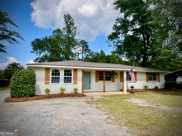 1415 Peach St, Dublin, GA 31021