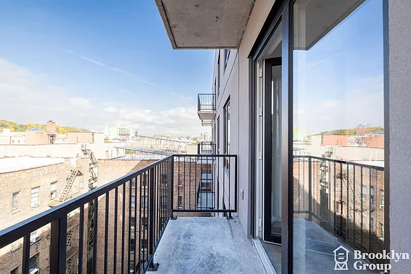 Rented by Brooklyn Group | media 18