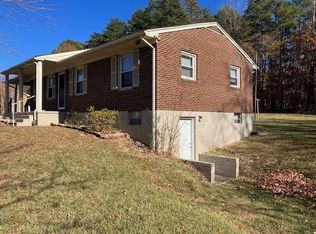 131 Roselane Dr, Danville, VA 24540