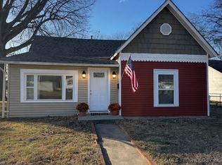 712 S McQuarrie Ave, Wagoner, OK 74467