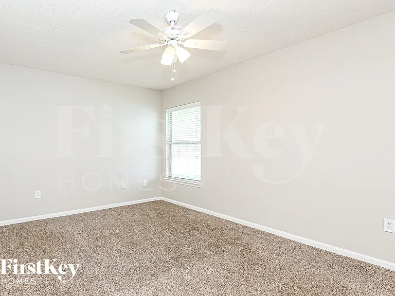 13940 Fish Eagle Dr E — Photo 16