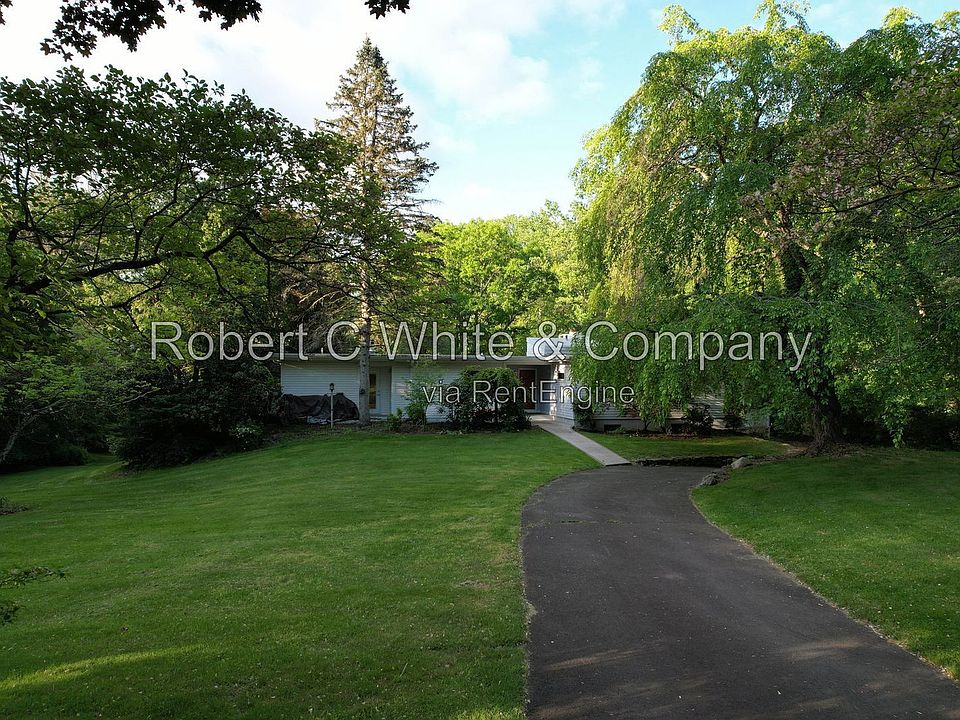 1st image of 16 Sunbrook Rd