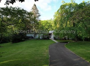 16 Sunbrook Rd, Woodbridge, CT 06525